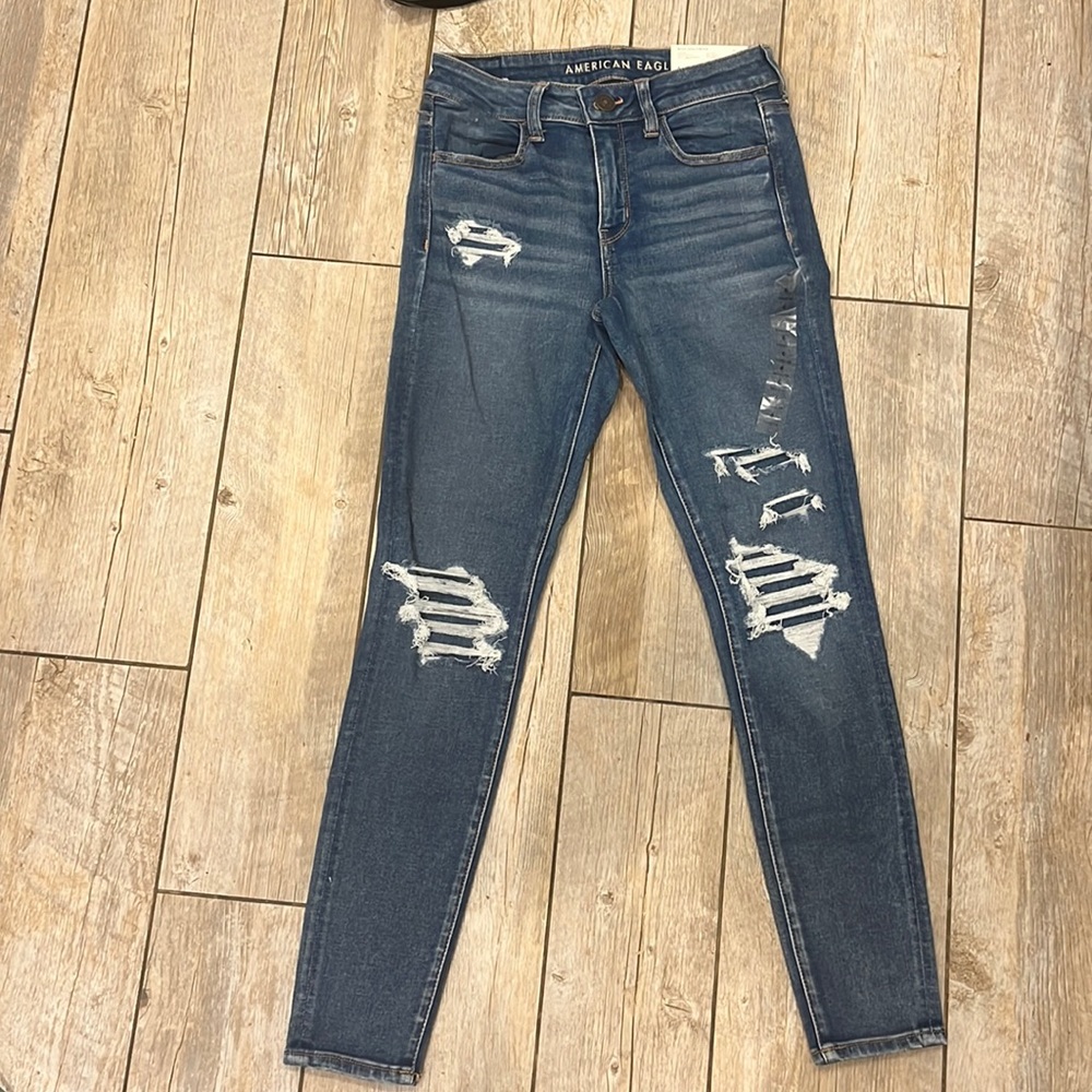 NWT American Eagle next level stretch low rise jegging size 6
